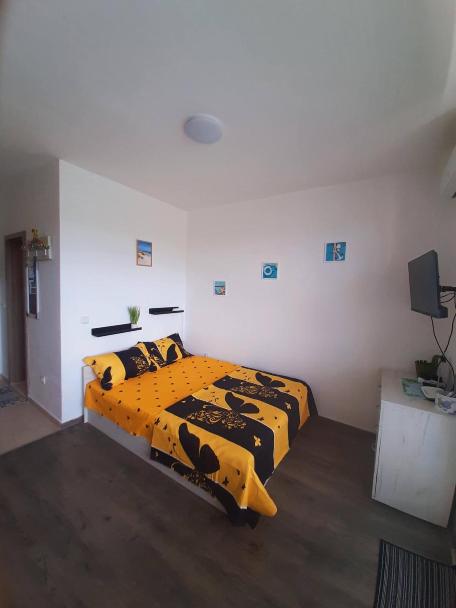 Apartment-Studio Daisy In Kiwi Gardens Complex Byala  Dış mekan fotoğraf