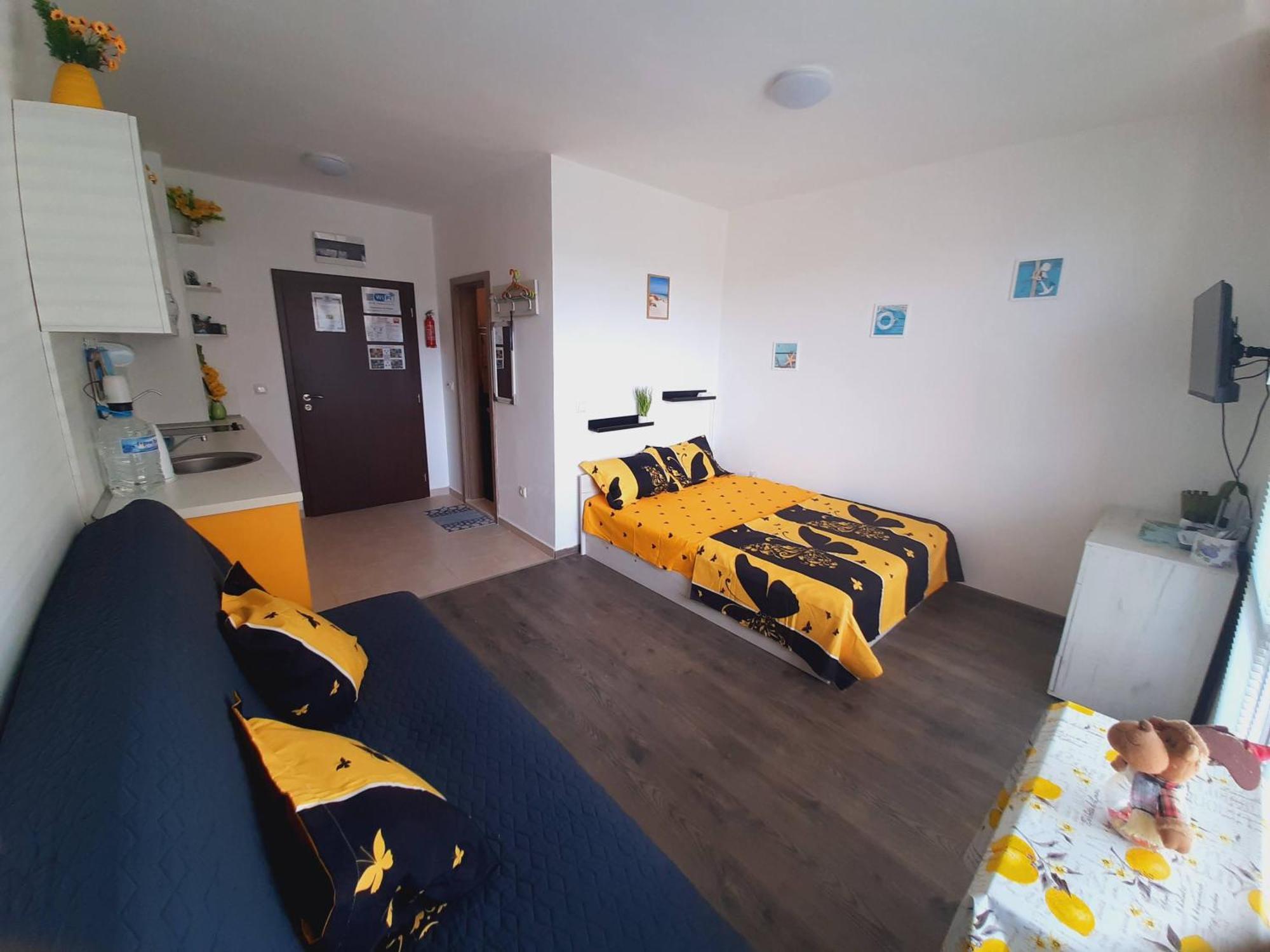 Apartment-Studio Daisy In Kiwi Gardens Complex Byala  Dış mekan fotoğraf