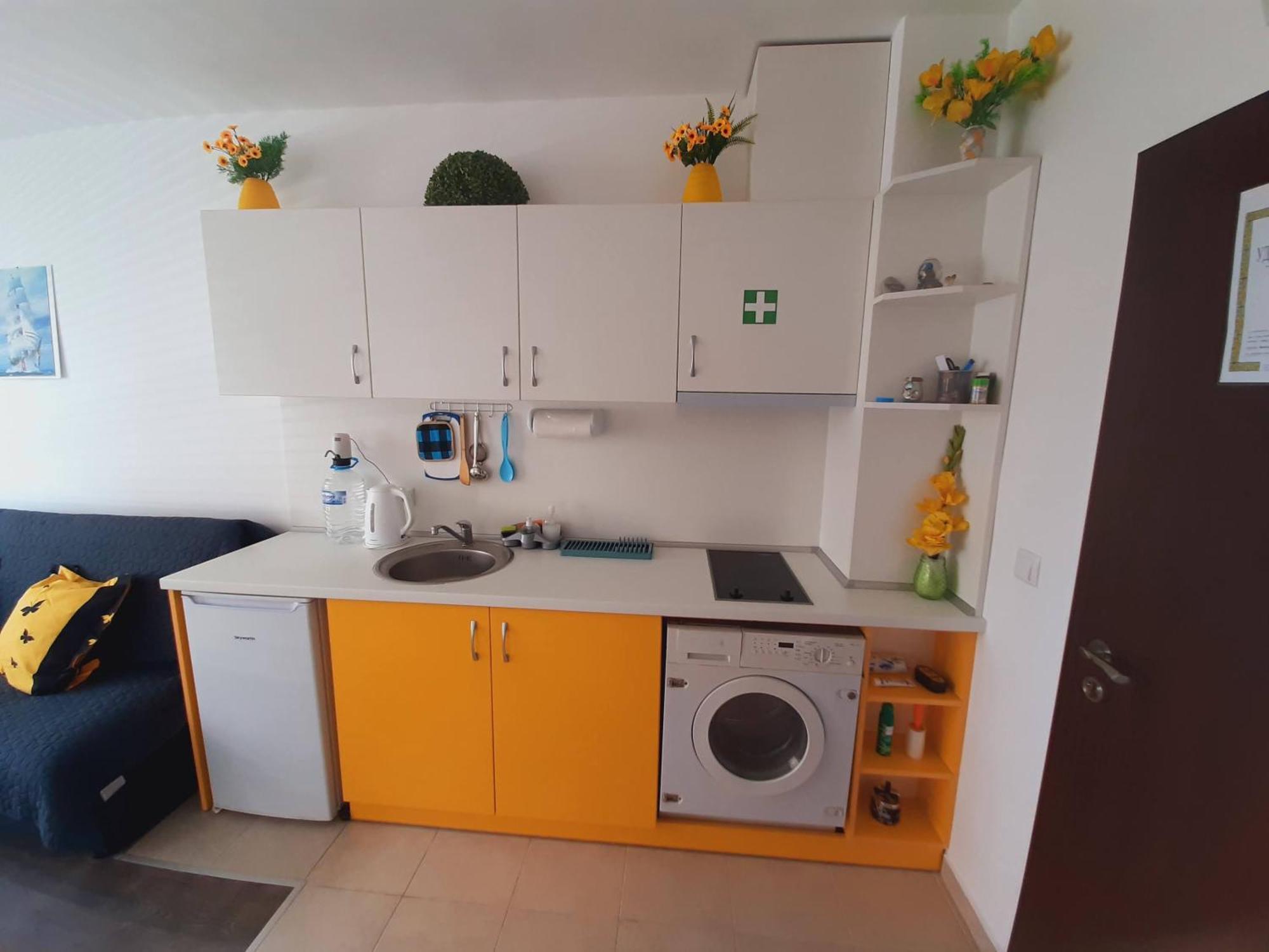 Apartment-Studio Daisy In Kiwi Gardens Complex Byala  Dış mekan fotoğraf